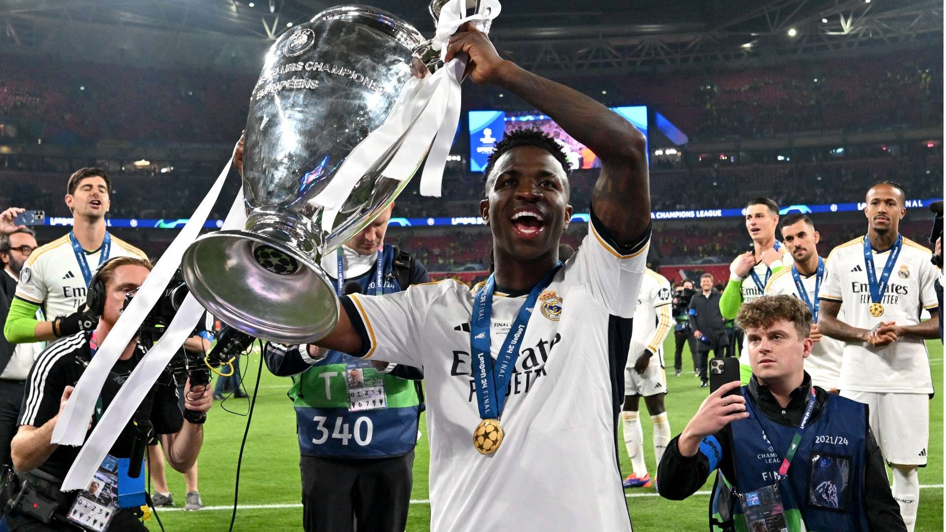 合上有了显 合上有了显